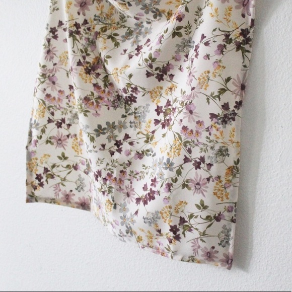 NWT Handmade Floral 18” x 18” Scarf L1043 - Picture 3 of 10